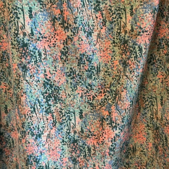 Ava & Viv Scoop Neck Balloon Sleeve Muted Green and Pink Floral Blouse Sz 2X - Picture 5 of 11
